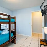 Palm Cove Vacation Home- One Level, Community Pool, Pet Friendly