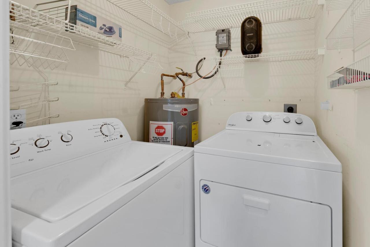 Palm Cove Vacation Home- One Level, Community Pool, Pet Friendly Holiday home