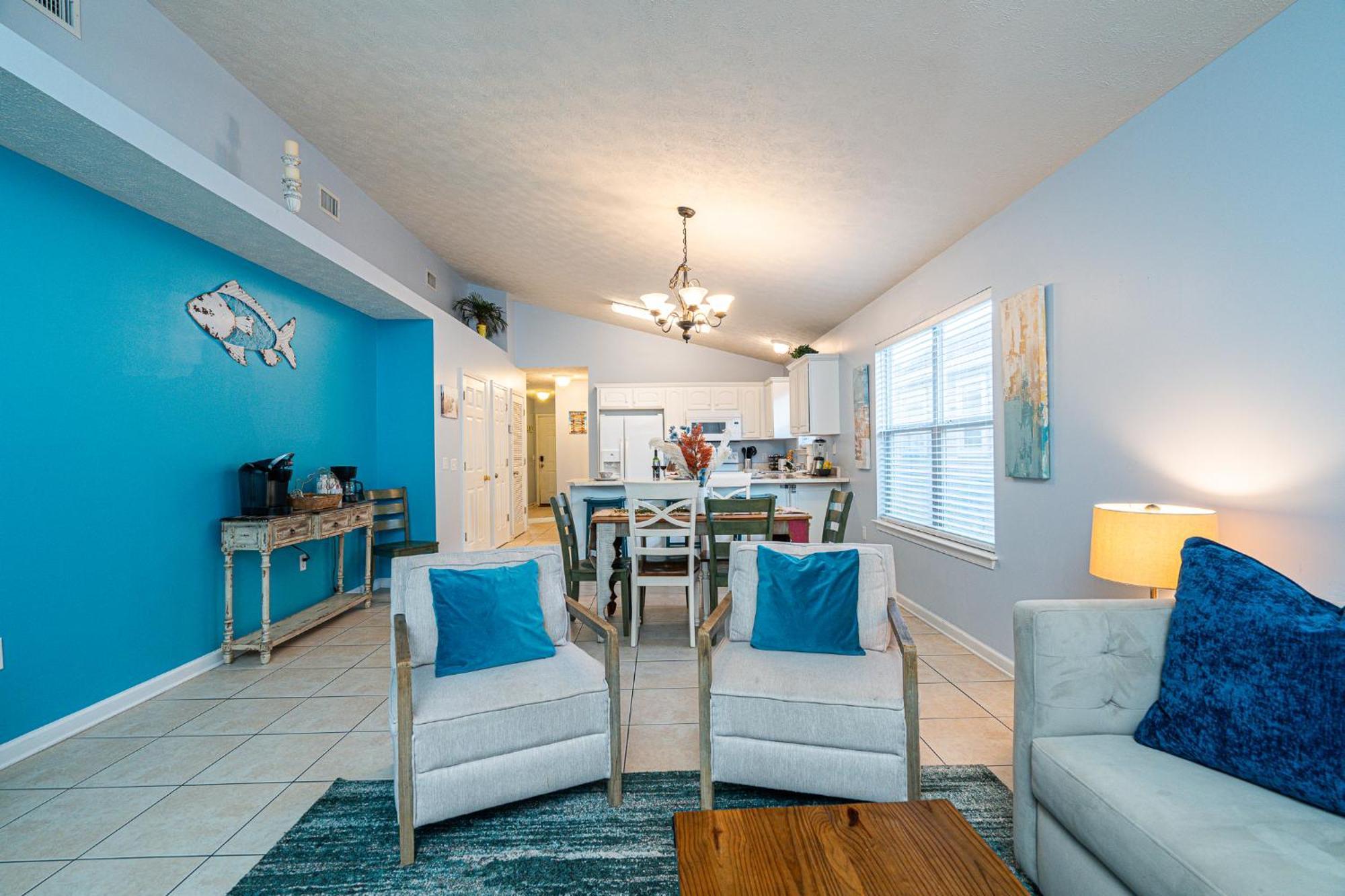 Palm Cove Vacation Home- One Level, Community Pool, Pet Friendly Holiday home