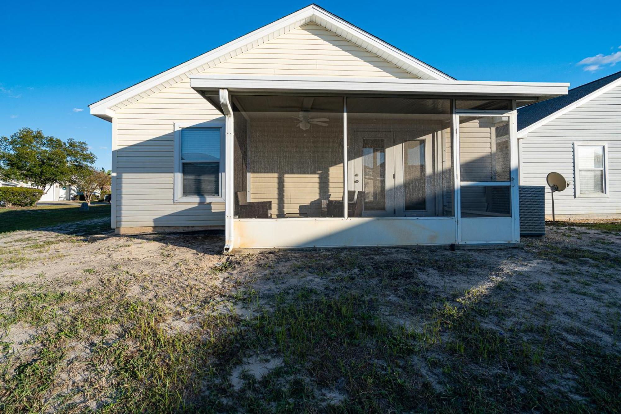 Holiday home Palm Cove Vacation Home- One Level, Community Pool, Pet Friendly